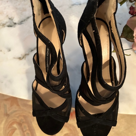French Connection NWOT strappy mesh pebbled black heels...